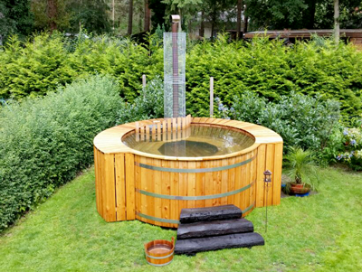 Hot Tub mit Holzofen